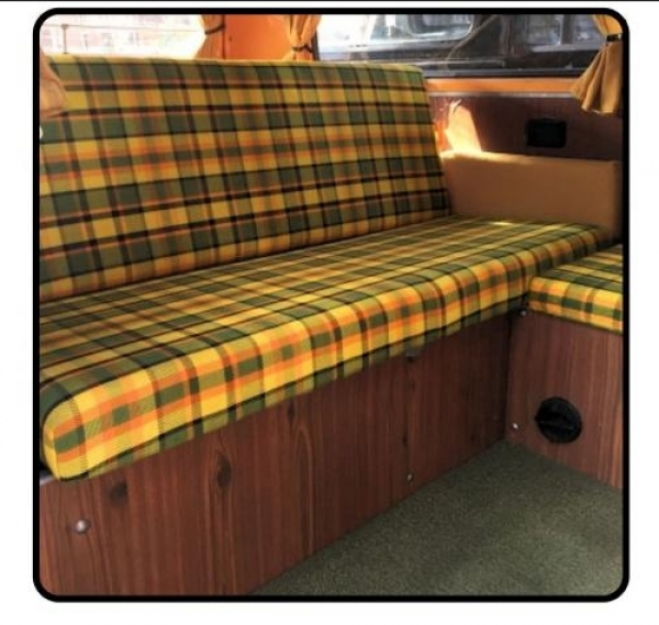 Westfalia-Sitzbezug-T2-Camper-orange-gelb-kariert-Schlafbank